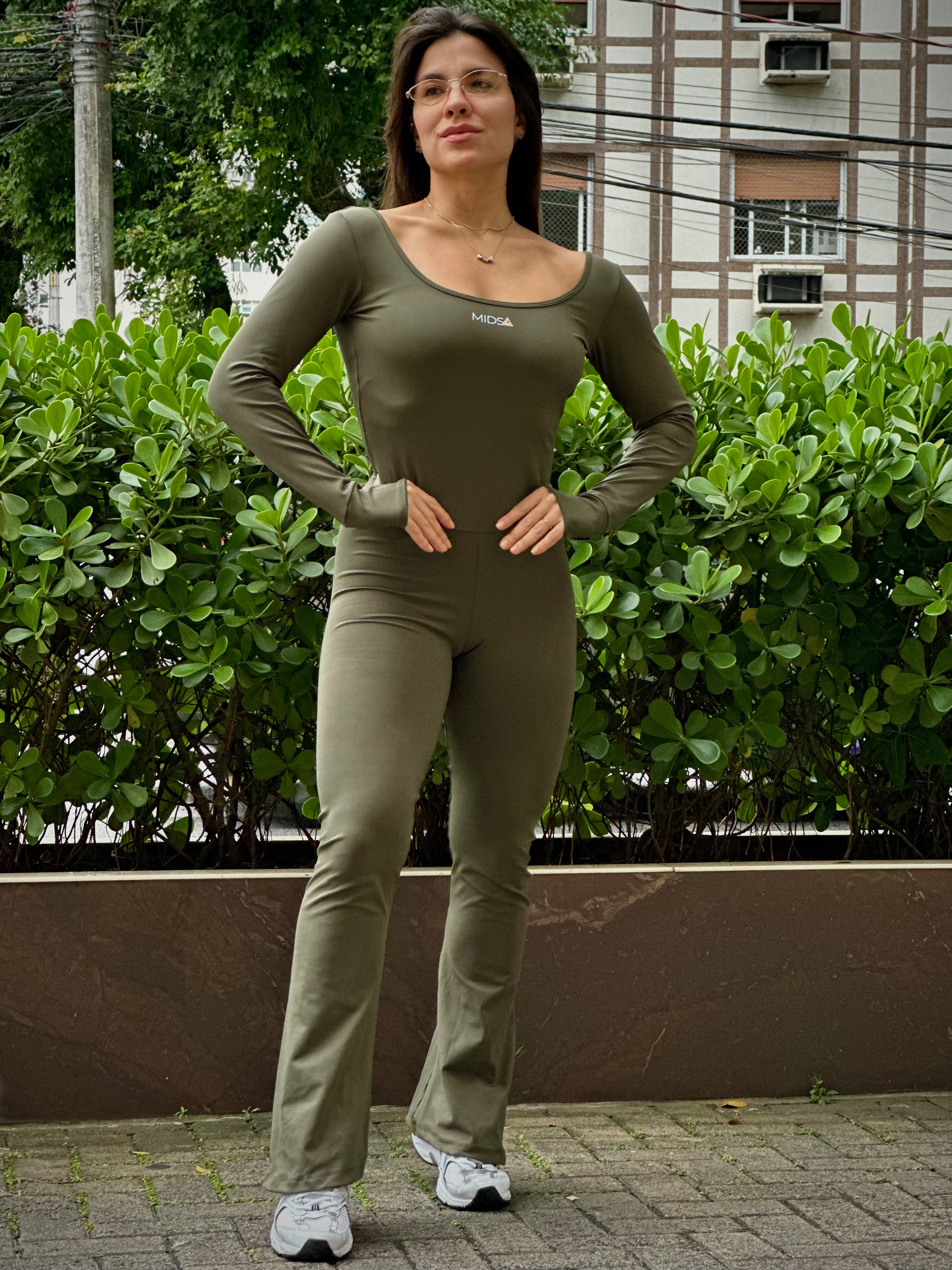 Macacão Winter Design - Cor: Verde Militar