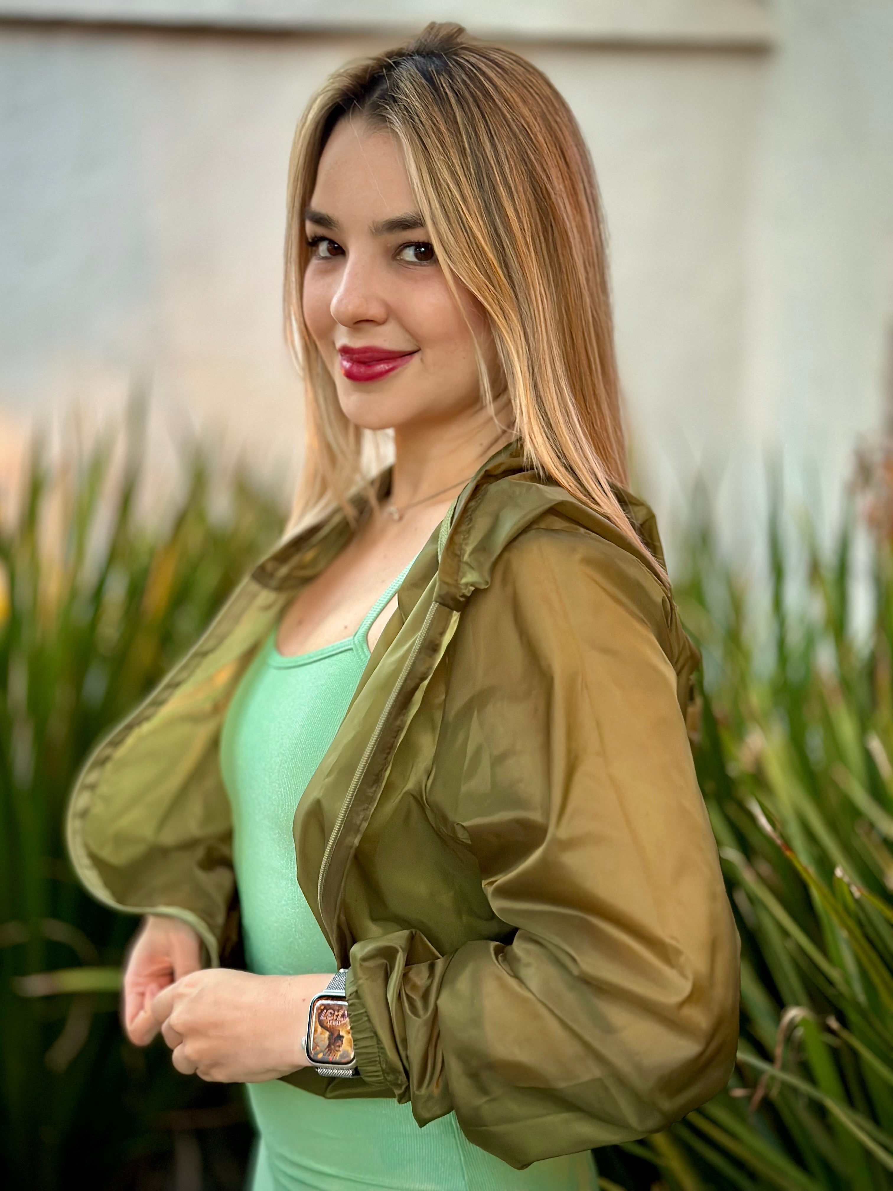 Jaqueta Cropped - Cor: Verde Militar