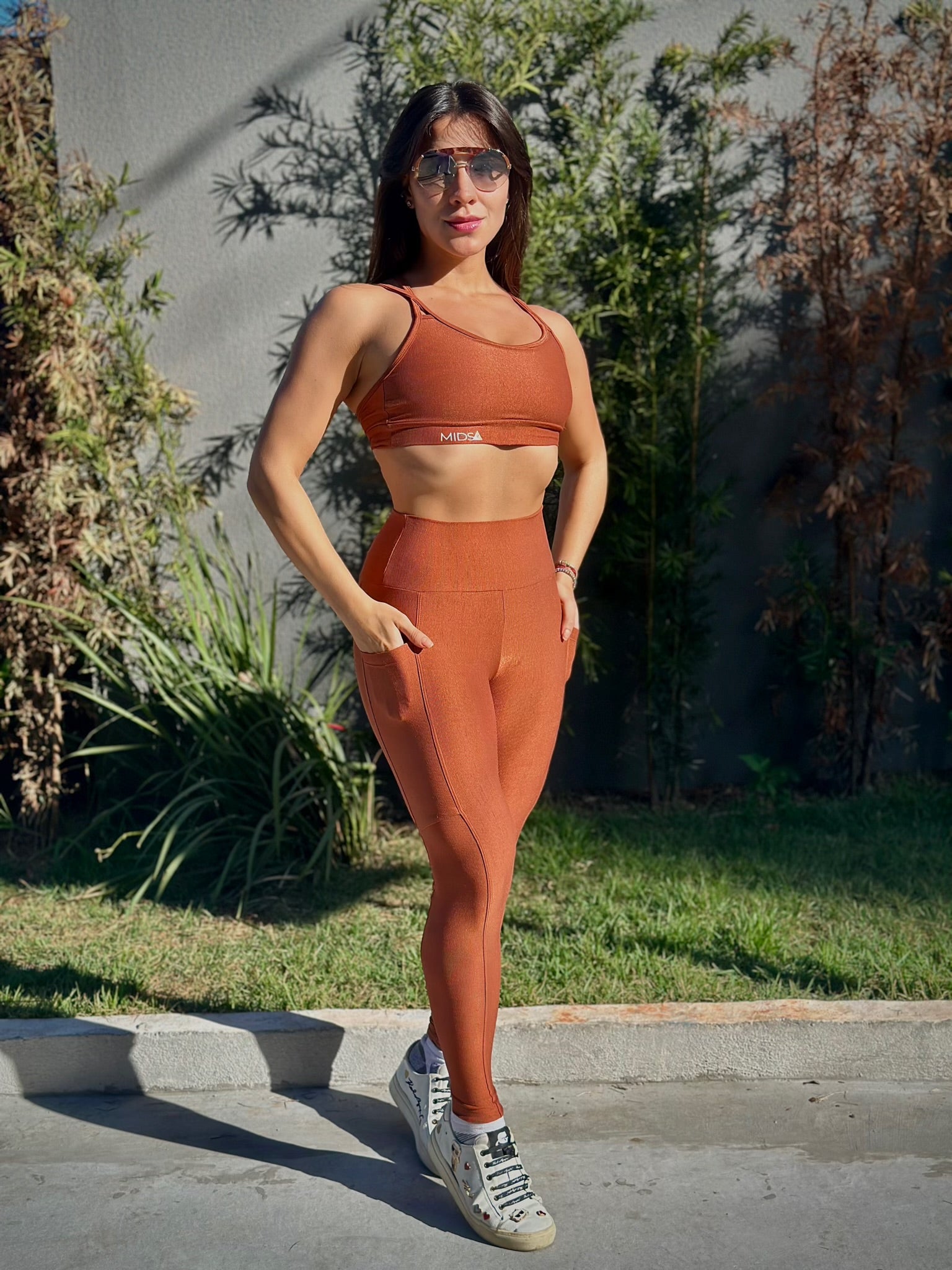 Top Horizon Hustle - Cor: Caramelo