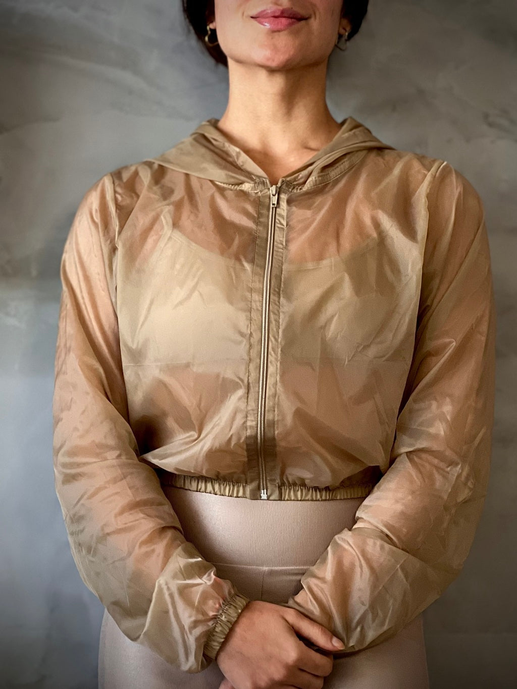 Jaqueta Cropped - Cor: Ouro