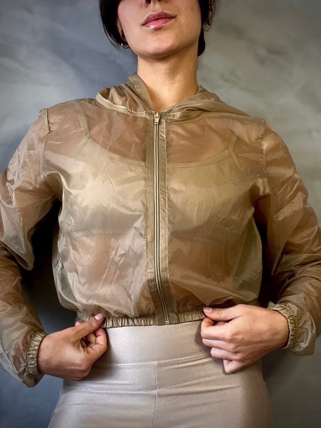 Jaqueta Cropped - Cor: Ouro