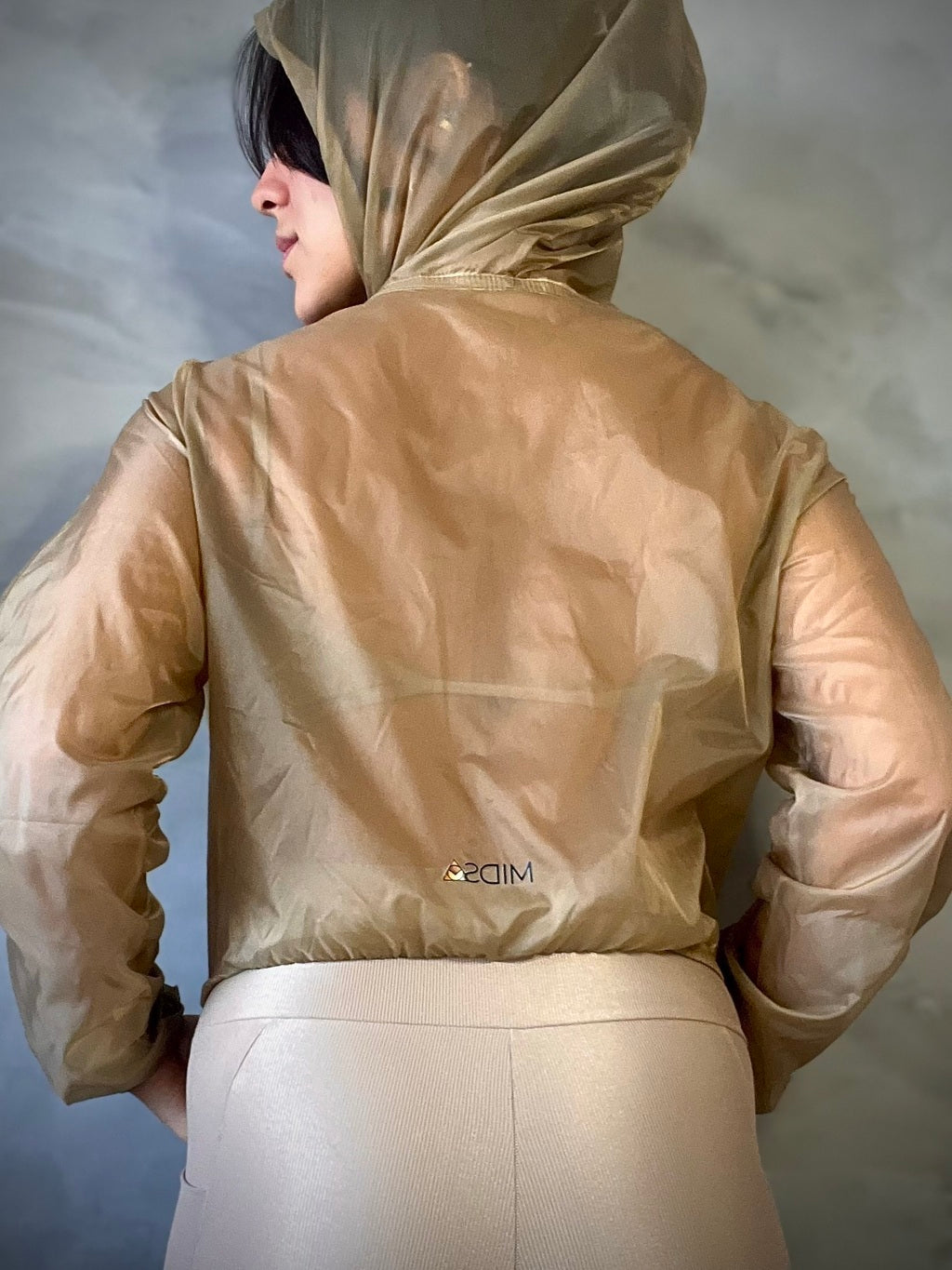 Jaqueta Cropped - Cor: Ouro