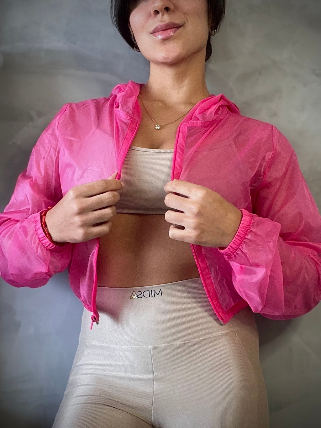 Jaqueta Cropped - Cor: Rubelita