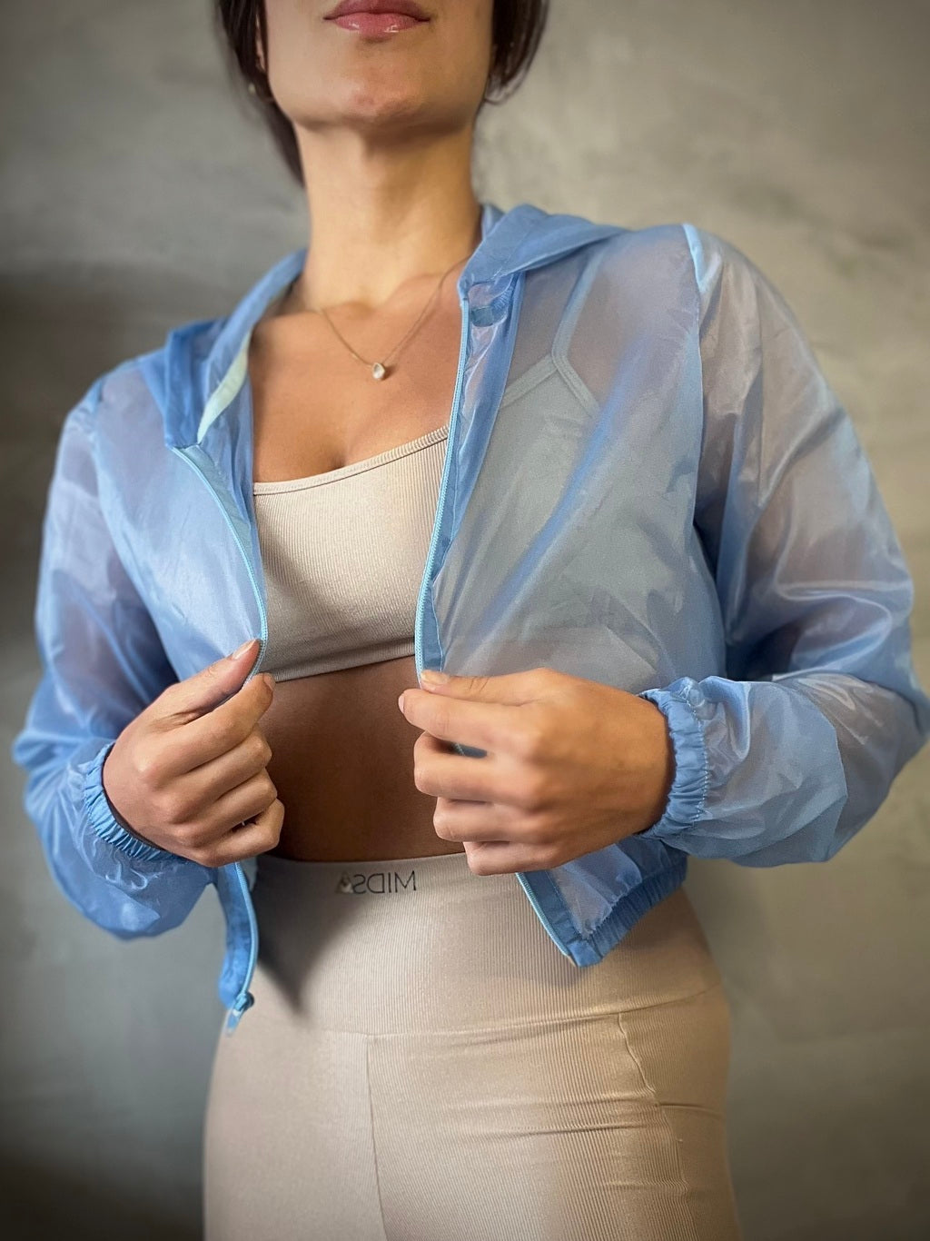 Jaqueta Cropped - Cor: Topázio Azul